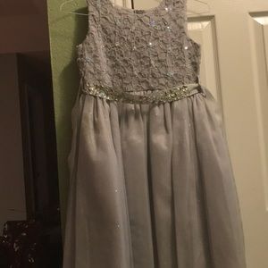 Girls dress